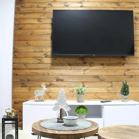 Hellene Snow Stary Smokovec *