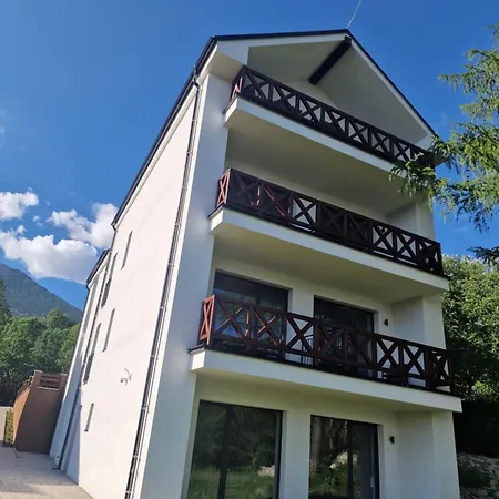 Apartment Hellene Snow Stary Smokovec